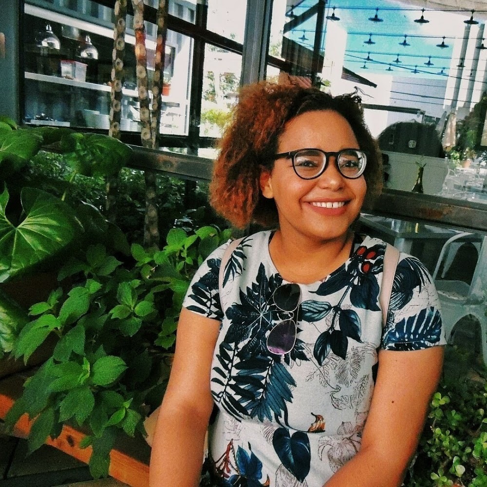 Meet your Posher, Daniela